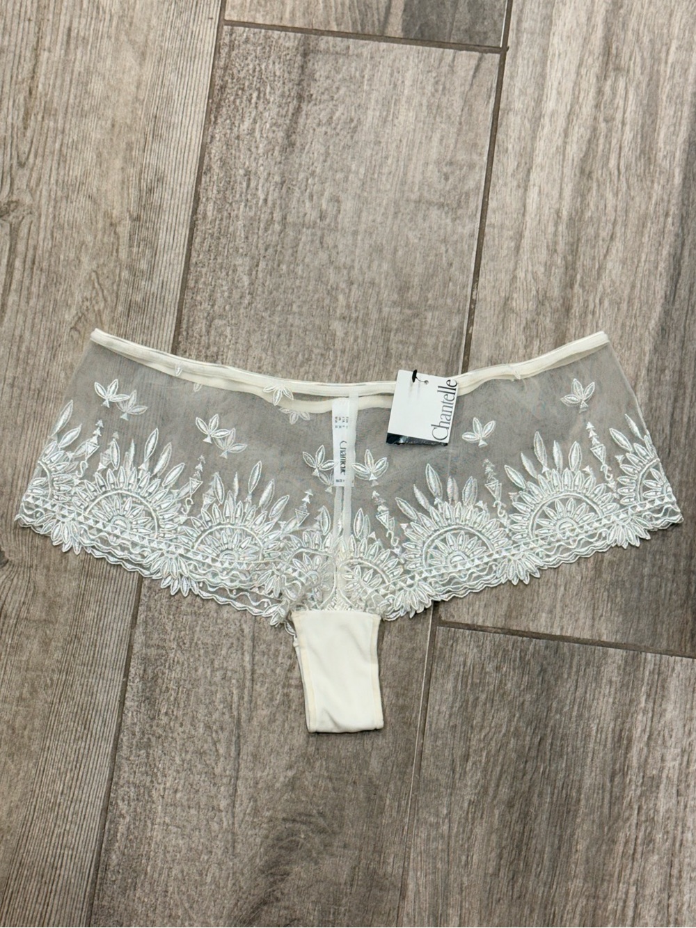Chantelle French Couture Lace Thong Panties Cream Mid‑Rise XL Reg. $65 NWT